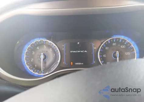 2020 Chrysler Pacifica Touring z USA, uszkodzony, nr VIN 2C4RC1FG1LR159001